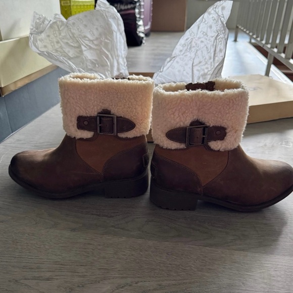 NEW UGG Elings Boots - Picture 1 of 4